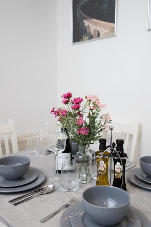 Charming Apartment In The Heart Of Pimlico Londres Exterior foto